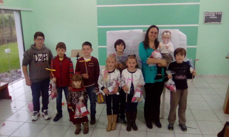 Atividades em Irineópolis - SC, com crianças da igreja local e de Irati – PR.